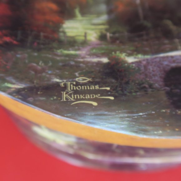 Thomas Kinkade Painter of Light 1997 Cardboard Oval Storage Box - Picture 3 of 9